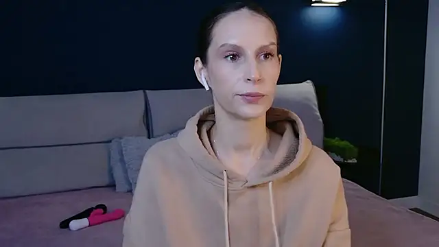 Mila Anders online show from 03.20.26