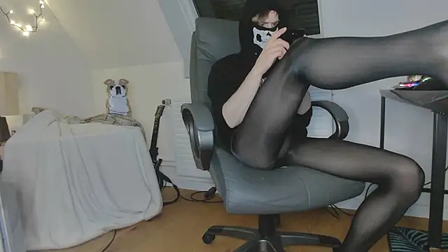 Nyl0nnickb0y online show from 02.16.26