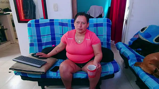 Snapshot of Diana_Lozano chatting on 07.16.26 Diana Lozano online show from 07.16.26