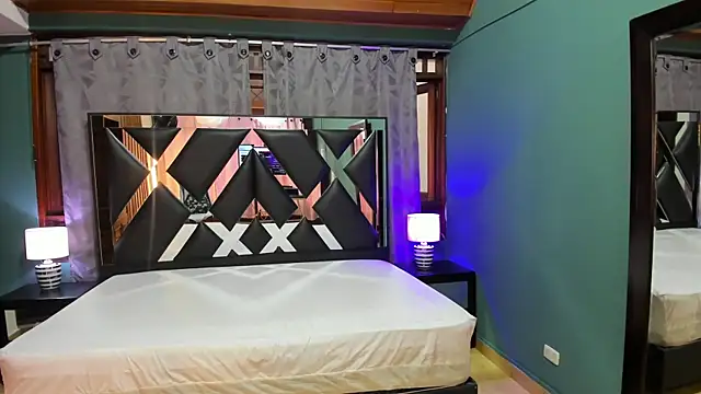 Linda4Petite online show from 02.02.25