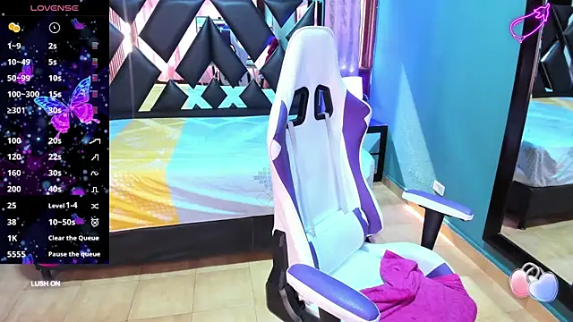 Linda4Petite online show from 02.09.25