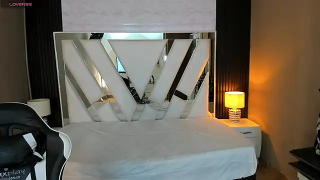 Linda4Petite online show from 01.06.26