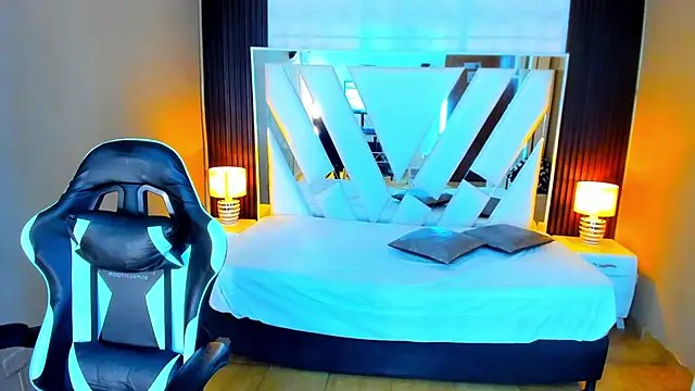 Linda4Petite online show from 01.16.26