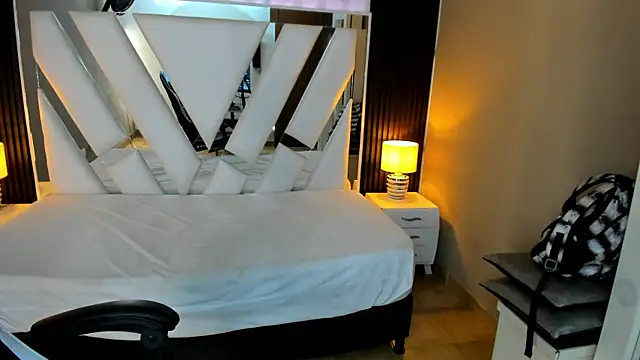 Linda4Petite online show from 02.08.26