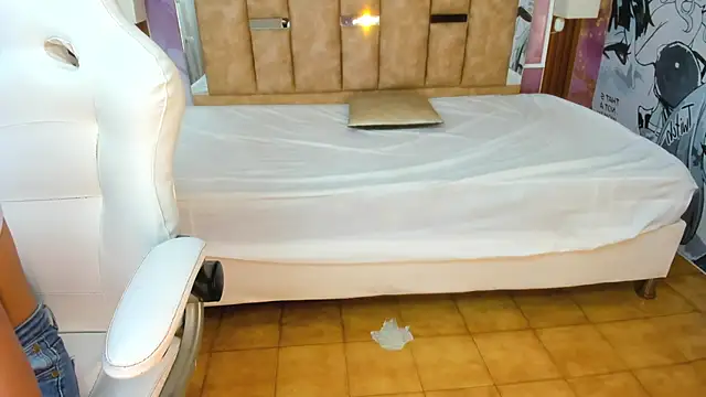 Linda4Petite online show from 05.31.26