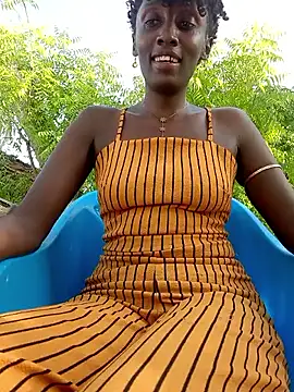 lynnkatrina online show from 04.10.26