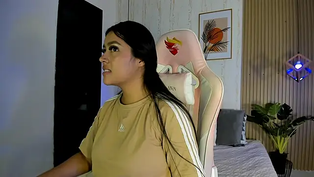 Snapshot of CameronCollins_ chatting on 11.10.25 CameronCollins online show from 11.10.25