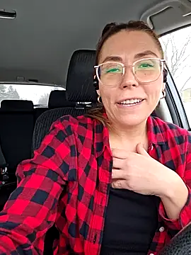 Ellie-L-Elizabeth online show from 02.18.25