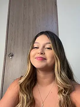 lunablossom  online show from 12.14.24