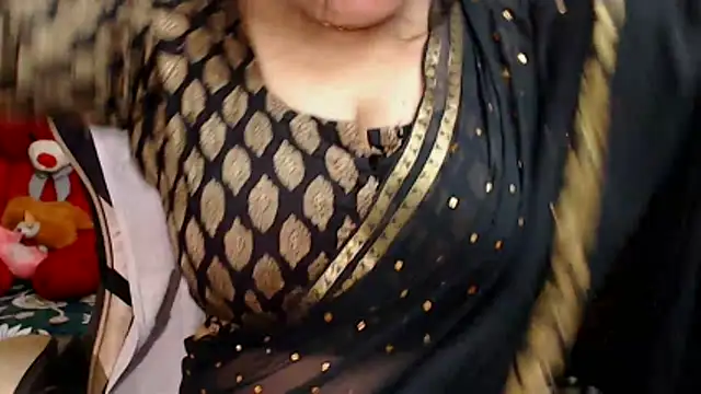 Naughty Kashish online show from 11.10.25