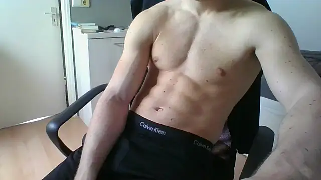 Snapshot of RamonJoosse2002 chatting on 02.24.26 RamonJoosse2002 online show from 02.24.26