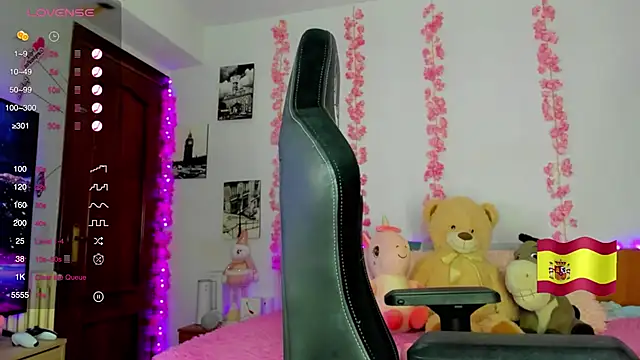 gabrielatafur  online show from 09.19.25