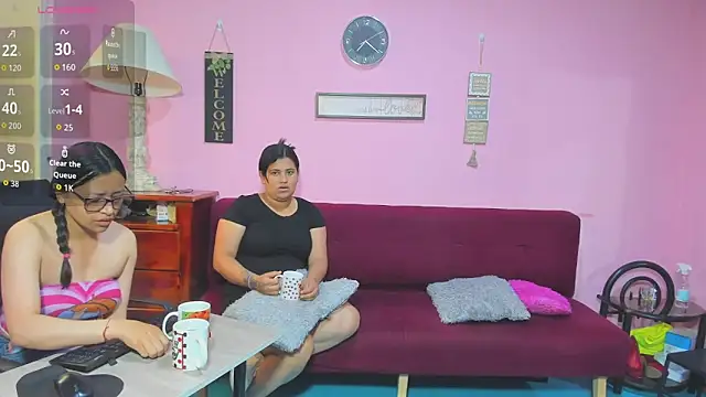 lesbiancuple online show from 09.22.25