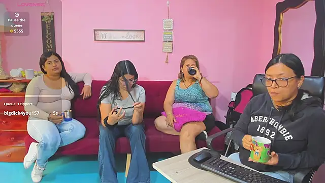 lesbiancuple online show from 11.26.25