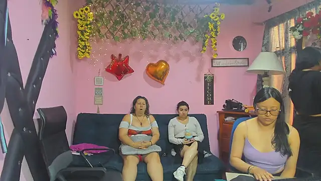 lesbiancuple online show from 03.25.26