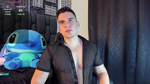 leyton flex online show from 03.17.25