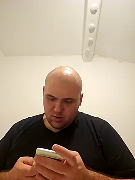 Snapshot of mario890605 chatting on 10.18.25 mario890605 online show from 10.18.25