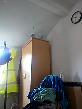 Snapshot of mario890605 chatting on 11.25.25 mario890605 online show from 11.25.25