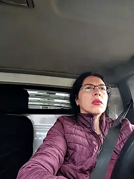 Snapshot of SquirtyMellissaLabia chatting on 03.24.26 SquirtyMellissaLabia online show from 03.24.26