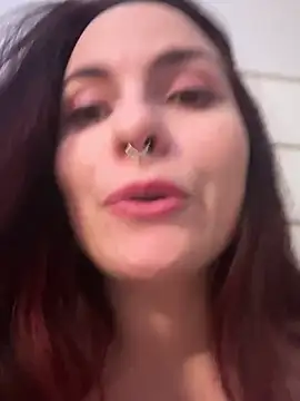 LunaMoongirl online show from 01.22.25