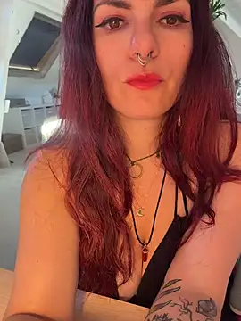 LunaMoongirl online show from 07.06.26
