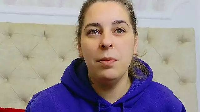 KarinaNoir online show from 02.09.25