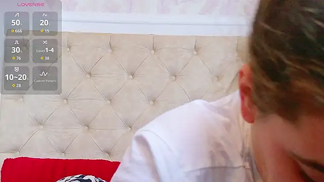 KarinaNoir online show from 09.23.25