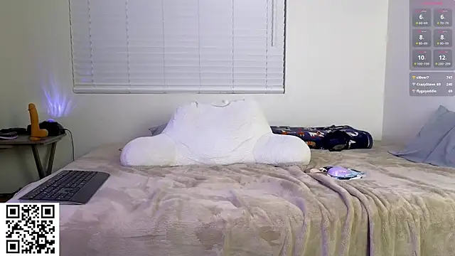 AriannaPena online show from 01.30.25