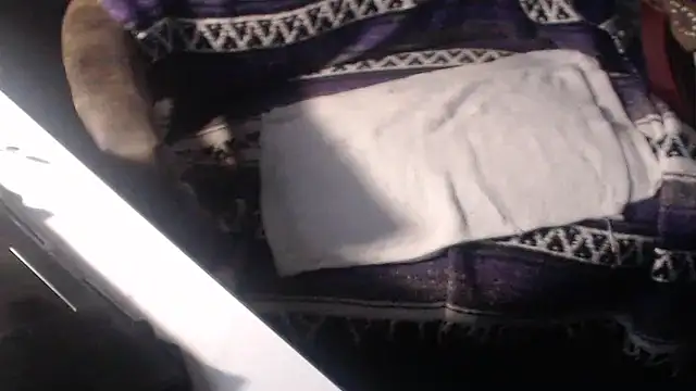 Snapshot of QueenDenizeAndTheCaptain chatting on 10.05.25 QueenDenizeAndTheCaptain online show from 10.05.25