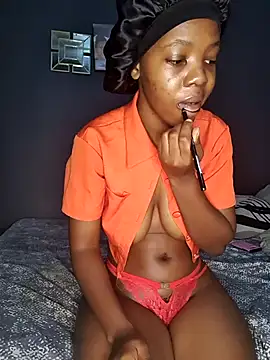 SheisBlacq online show from 02.13.26