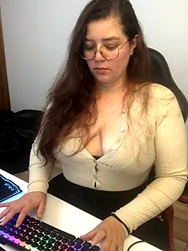 kayortiiz online show from 12.16.25