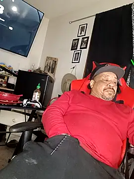 yellowwetfox online show from 03.01.25