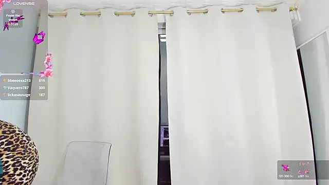 Sarabecker online show from 12.05.24