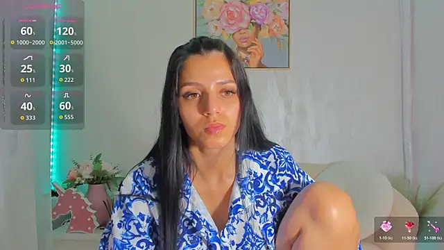 Snapshot of Sarabecker chatting on 07.18.26 Sarabecker online show from 07.18.26