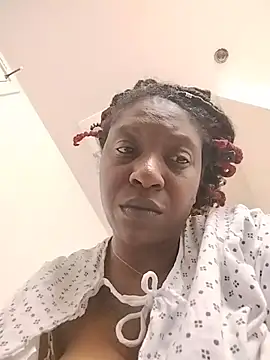 markquanna online show from 10.31.25