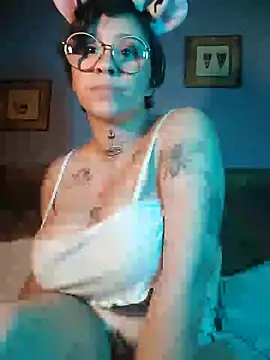 Snapshot of Lilmuh_ chatting on 12.10.24 Lilmuh online show from 12.10.24