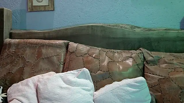 Snapshot of Lilmuh_ chatting on 01.17.25 Lilmuh online show from 01.17.25