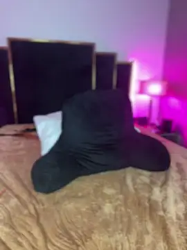 Snapshot of KarissaChantelle chatting on 12.22.24 KarissaChantelle online show from 12.22.24