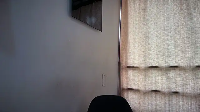 Snapshot of romeolovedark chatting on 04.23.26 romeolovedark online show from 04.23.26