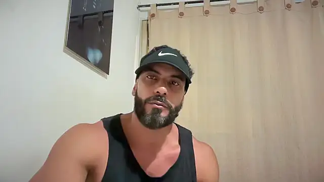 Snapshot of romeolovedark chatting on 04.30.26 romeolovedark online show from 04.30.26