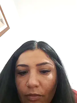 Snapshot of laura_dirtyhot chatting on 12.12.24 laura dirtyhot online show from 12.12.24