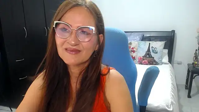 Snapshot of Xiimen chatting on 05.22.26 Xiimen online show from 05.22.26