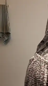 Moi Lina online show from 12.08.24