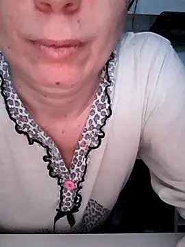 Moi Lina online show from 01.07.26