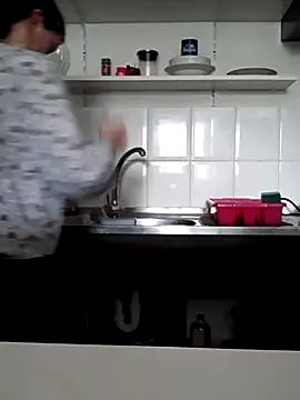 Moi Lina online show from 04.10.26