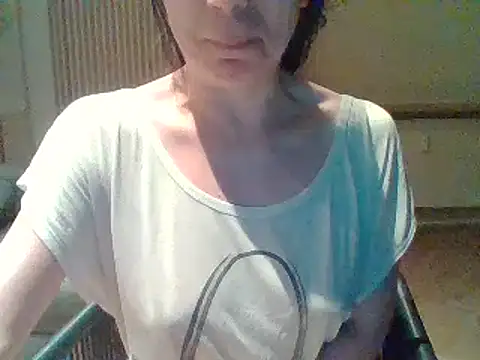 Moi Lina online show from 07.20.26