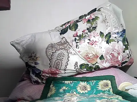 CarelineJoy online show from 10.07.25