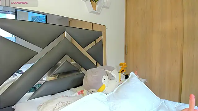 Snapshot of lexa_cooper chatting on 02.07.25 lexa cooper online show from 02.07.25