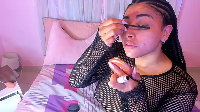 Kirara 22 online show from 01.19.25