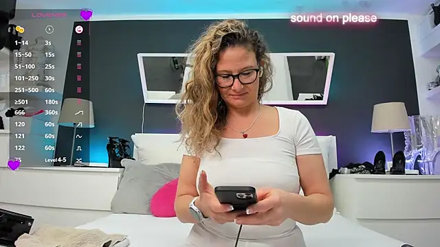 izzy-mendosa online show from 01.28.25